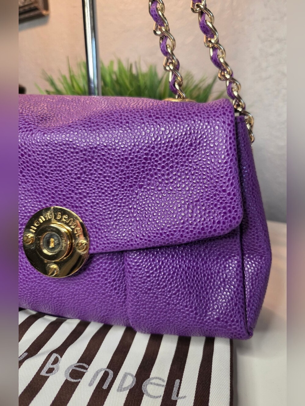 Henri Bendel Milliner Purple Pebbled Leather Chain Crossbody Shoulder Bag - Picture 4 of 16